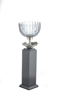 Cornella 56 Cm Ahşap Ayaklı Füme Gümüş Döküm Ve Cam Yer Vazosu ( Hurrıcane-50 ) - 1